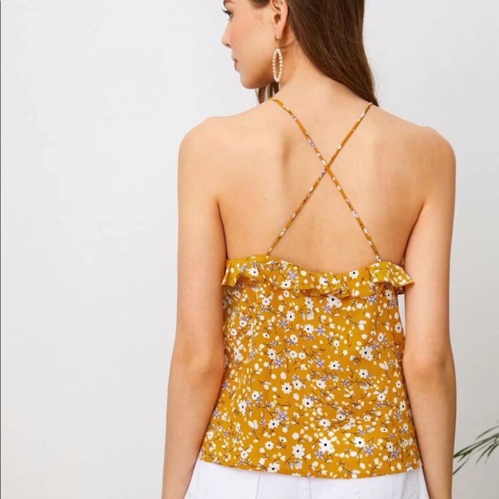 XL yellow dressy tank. Criss cross spaghetti straps on back.